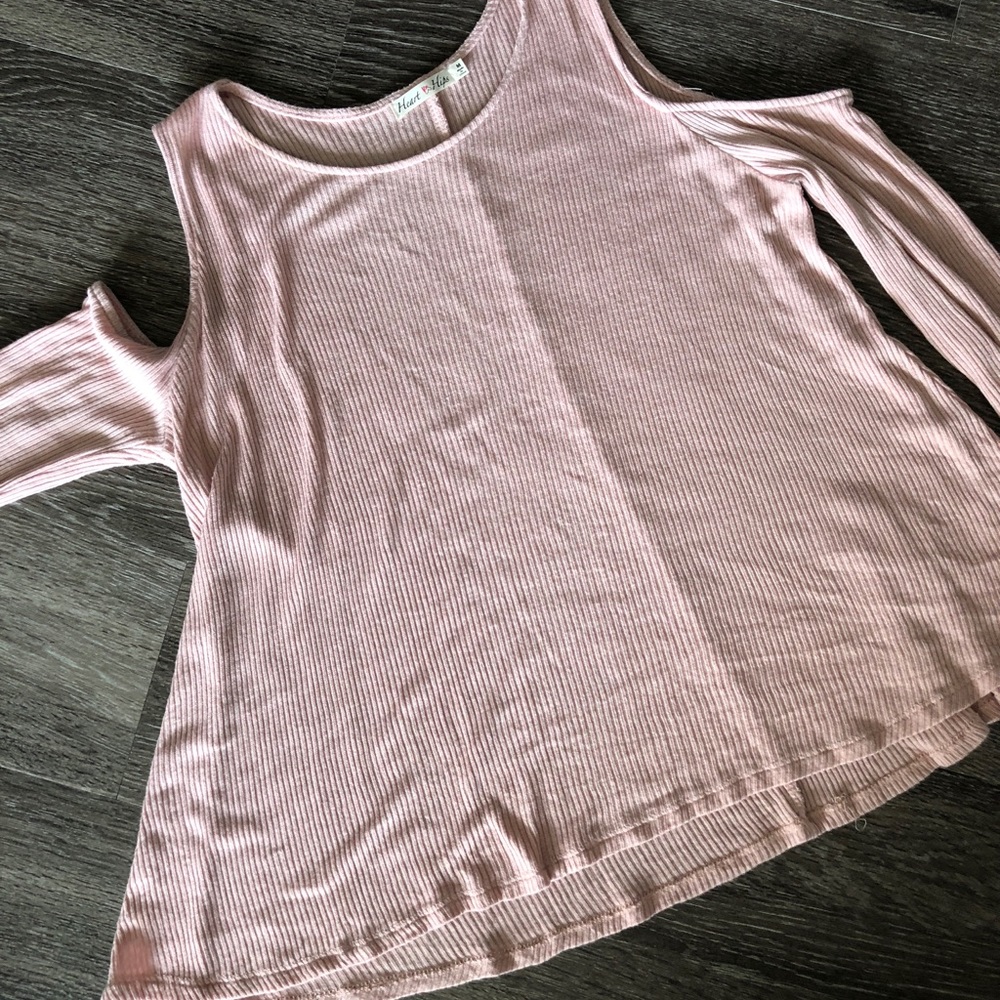 Long sleeve shouldered shirt